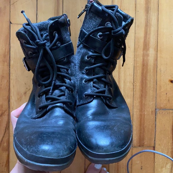 Ugg Zip Up Kesey Wool Lined Boots - Picture 2 of 6